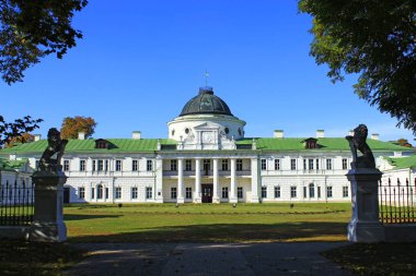 Büyük mimari yapı ile kachanivka Sarayı