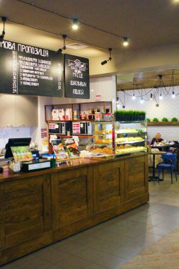 lezzetli kruvasan kafe