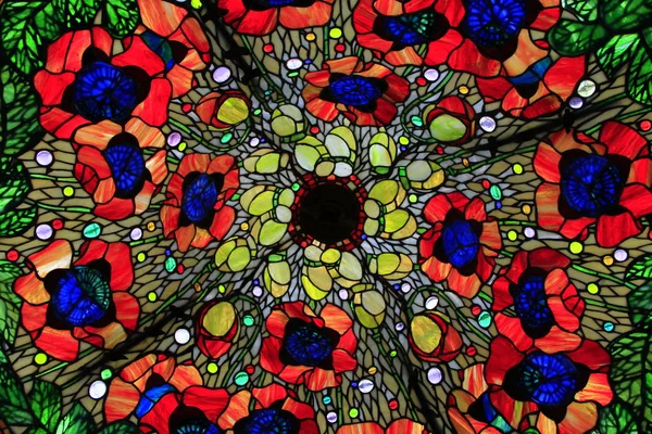 Vidriera de cristales multicolores — Foto de Stock