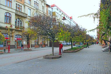 Avrupa şehri Ivano-Frankivsk Batı Ukrayna. Şehirde bir sokak.