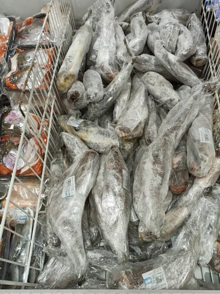 Pollock Loja Peixe Congelado Frigorífico Supermercado Frutos Mar Congelados Venda — Fotografia de Stock