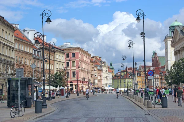 Warsaw Poland July 2019 Modern Architecture Warsaw Poland Busy Traffic — Stock Photo, Image