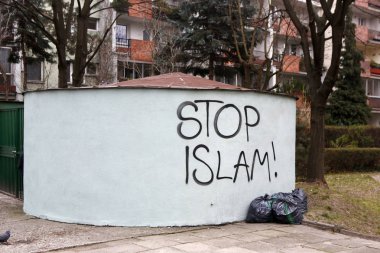 Grafiti anti Islam ve Isis, Krakow