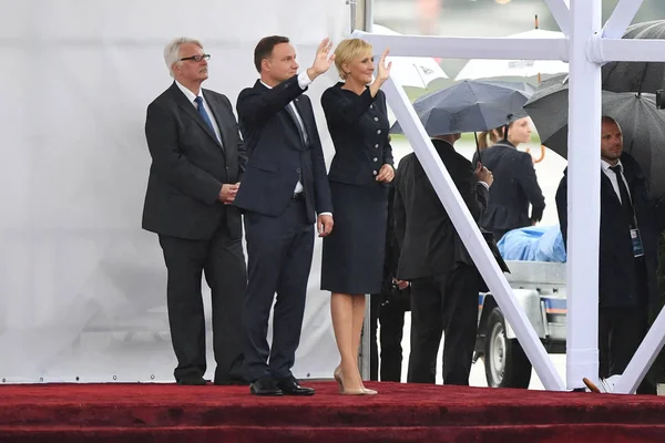 Światowy Dzień Młodzieży 2016 - Andrzej Duda z jego żona Agata Duda — Zdjęcie stockowe