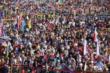 Dünya Gençlik günü 2016 yolu haç - hacılar