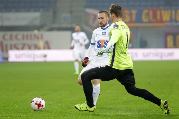 Football: Piast Gliwice - Lech Poznan — Stock Fotó