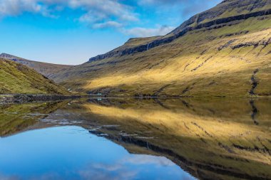 Ut a Lonna - Streymoy 'daki Saksun köyünden gelen yol.