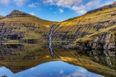 Ut a Lonna - Streymoy 'daki Saksun köyünden gelen yol.