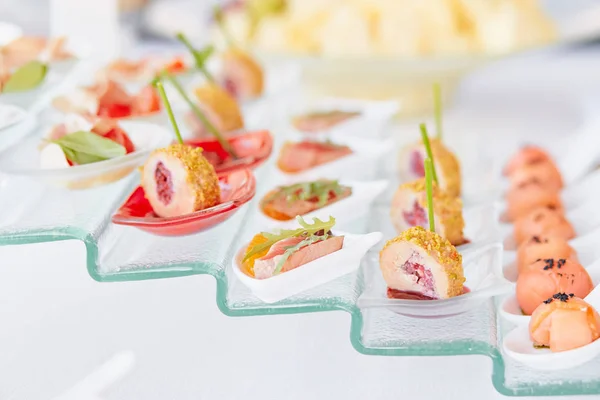 Comida de mesa de catering de cerca — Foto de Stock