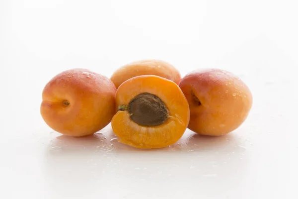 Абрикоси фрукти — стокове фото