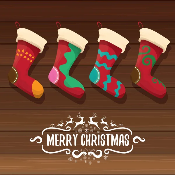 Vektor Cartoon niedlichen Weihnachtsstrumpf oder Socken mit farbigem Ornament. Frohe Weihnachten Vektor-Grußkarte — Stockvektor