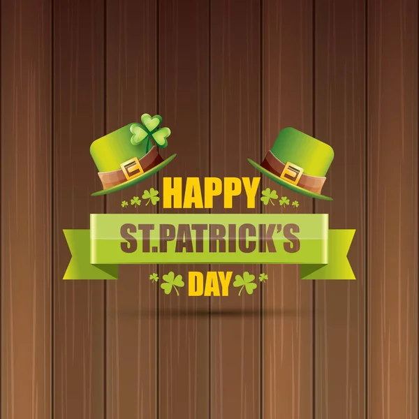 Saint Patricks Day Etikett oder Poster mit grünem Hut, Glücksklee und Vintage-Schleife auf abstraktem Vintage-Holzgrund. Vektor Heiliger Patriks Tag Banner — Stockvektor