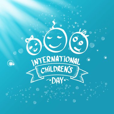 1 Haziran uluslararası çocuk günü simgesi ya da etiketi mavi gökyüzü arka planında ışık ve kabarcıklarla izole edilmiş. Mutlu Çocuklar Günü tebrik kartı. Çocuklar günü posteri. Çocukların günü parlak afiş