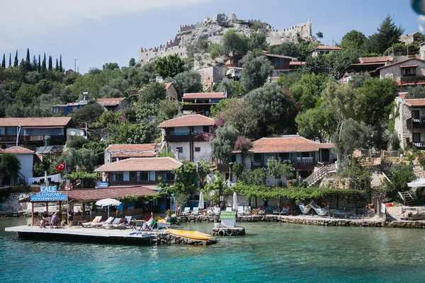 Simena trasy Kalekoy osada w Uchagiz bay w Turcji — Zdjęcie stockowe