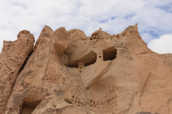 Grutas rochosas em Uchhisar da Capadócia — Fotografia de Stock