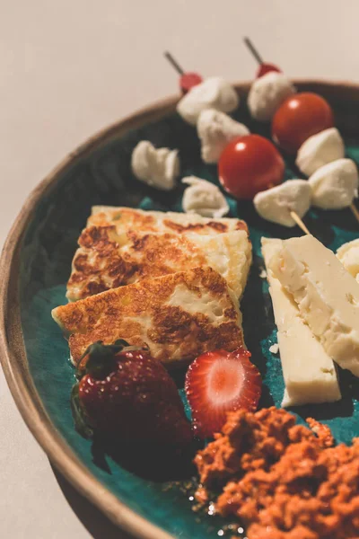 Mediterranean cheese platter with hellim and other cheese served — Stock Photo, Image