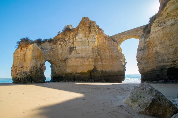 bir köprü bir Beach Lagos, Portekiz
