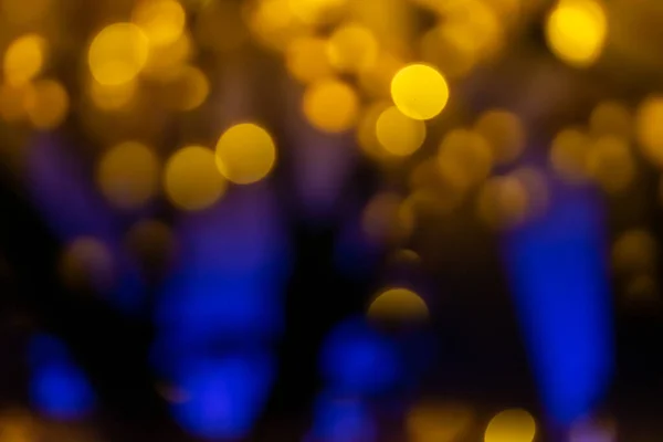 Una Imagen Bokeh Noche Luces Doradas Del Árbol Tono Azul — Foto de Stock