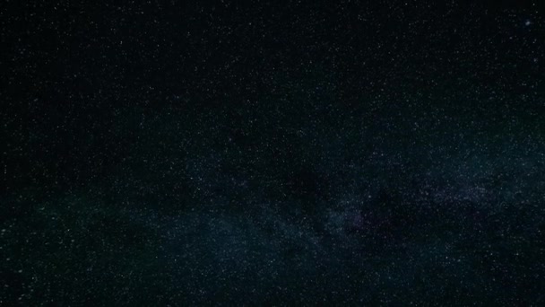 Estrellas timelapse noche cielo fondo azul naturaleza oscuro galaxia espacio — Vídeos de Stock