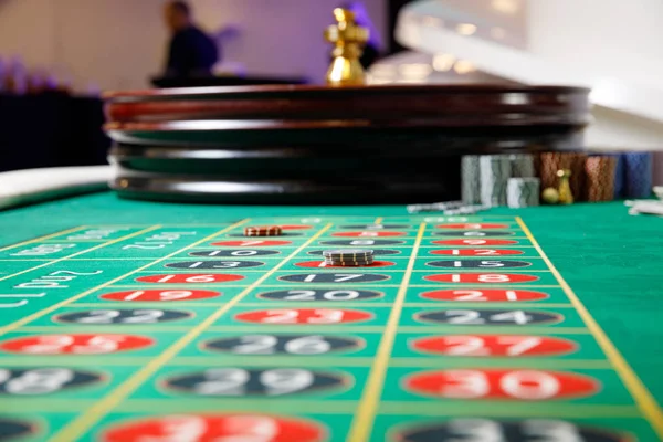 Зеленый стол казино рулетки Стоковая Картинка