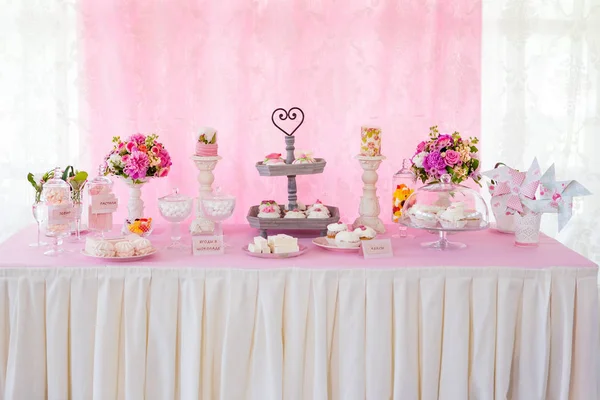 デザート テーブル装飾花汗 ストック写真