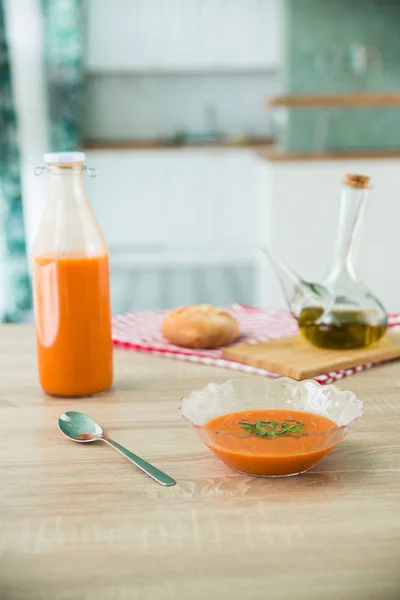 Gazpacho, kall spansk soppa Royaltyfria Stockbilder