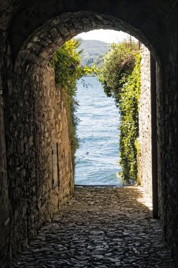 Torno (Como), Lario boyunca Köyü