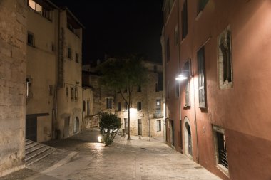 Girona (Catalunya, İspanya) gece