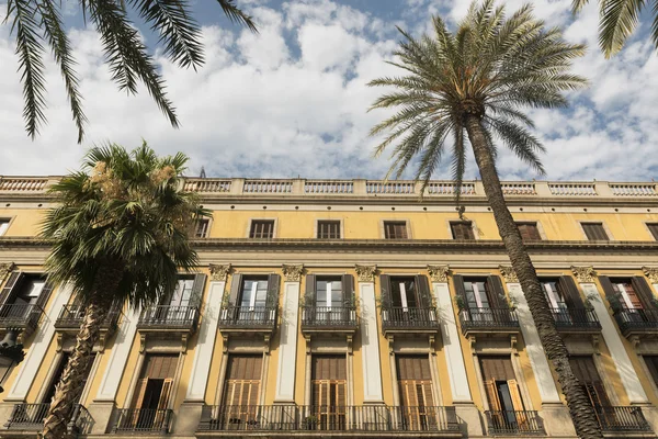 Barcelona (İspanya): Royal Square