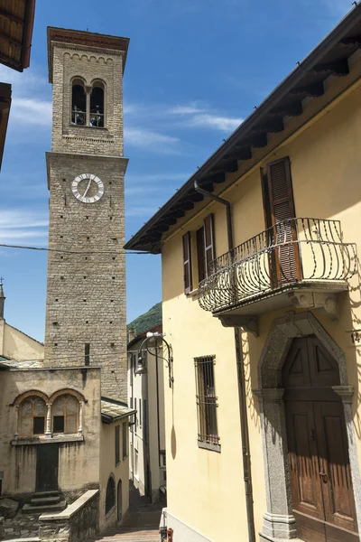 Torno (como), dorf entlang des lario — Stockfoto