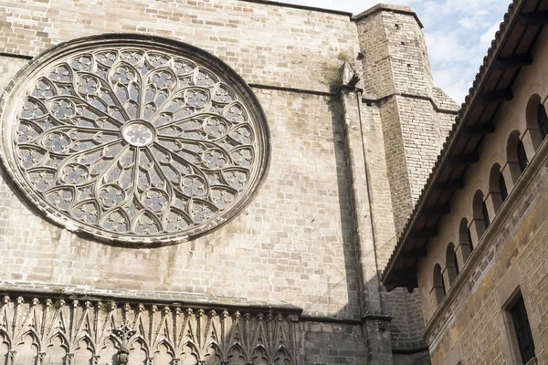 Barcelona (Spain): Santa Maria del Pi, gothic church — Stock Photo, Image