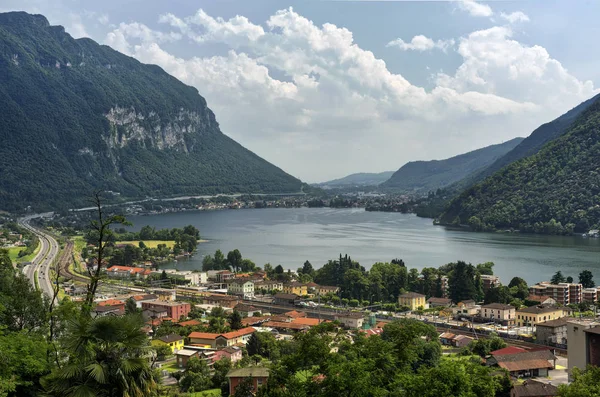 Lago Ceresio (Ticino, Suíça) ) — Fotografia de Stock
