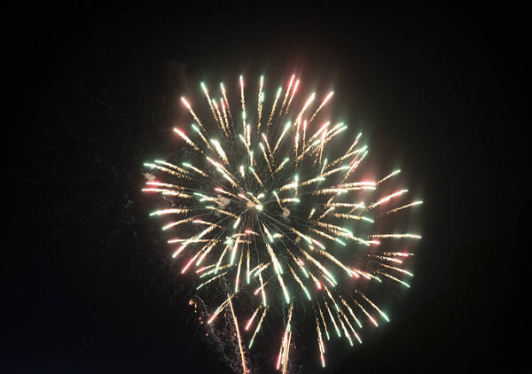 Фейерверк в Лекко (Италия)
)