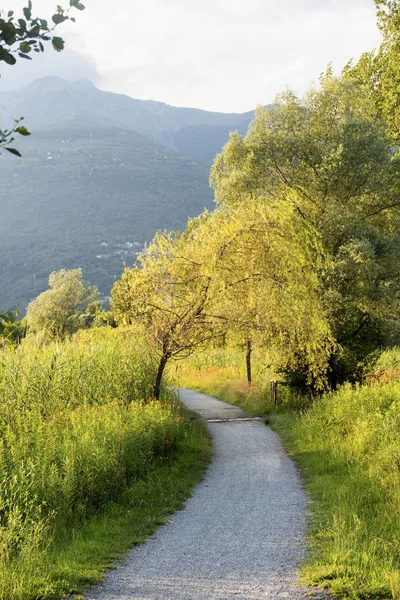 Sentiero valtellina bei colico (italien) — Stockfoto