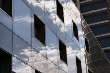 Barcelona (İspanya): Bina