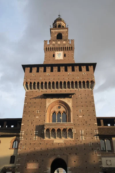 Milán (Italia): el castillo —  Fotos de Stock