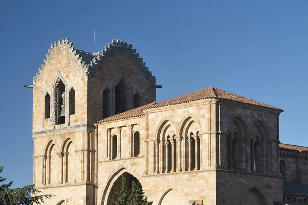 Avila (Castilla y Leon, Spain): San Vicente church — Stockfoto