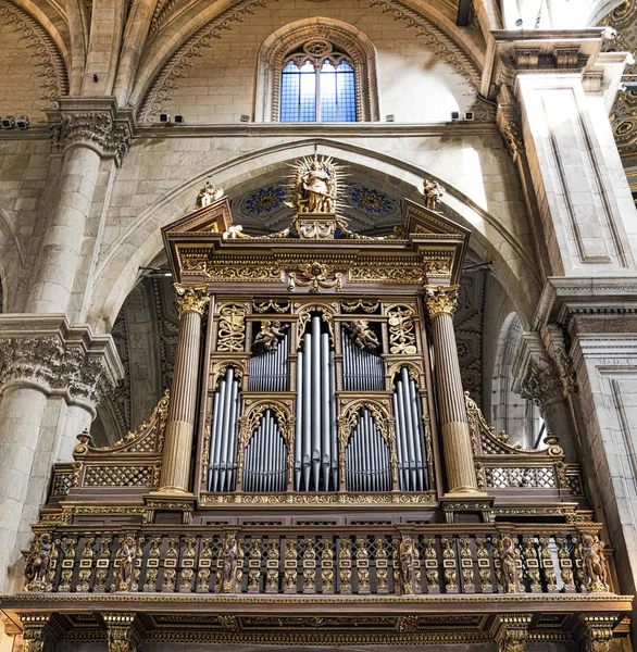 Côme (Lombardie, Italie) intérieur de la cathédrale — Photo
