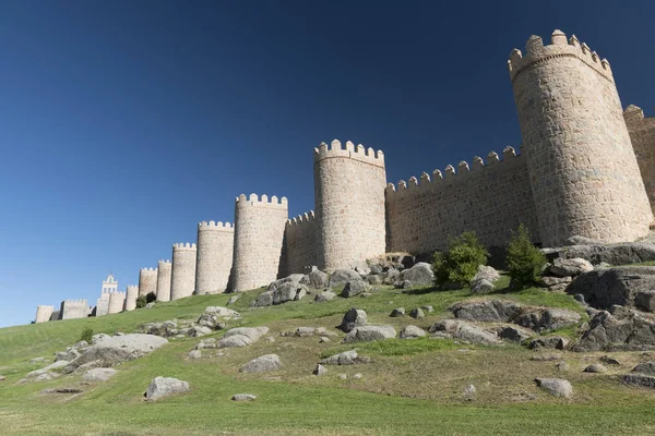 Avila (Castilla y Leon, Spain): walls — стокове фото