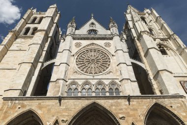 Leon (İspanya): katedral dış