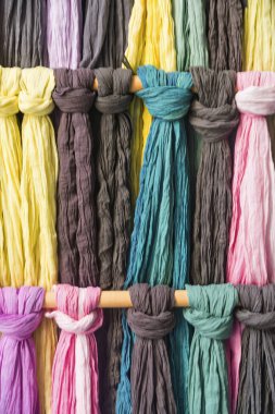 Madrid (İspanya): renkli eşarplar