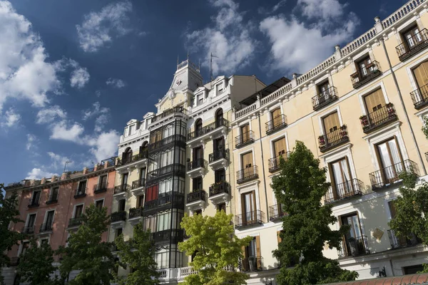 Мадрид (Испания): строительство — стоковое фото