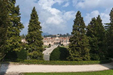 Varese (İtalya): Giardini degli Estensi, tarihi park