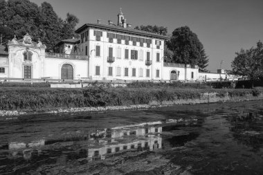 Cassinetta di Lugagnano (Milan, Italy): Villa Visconti Maineri