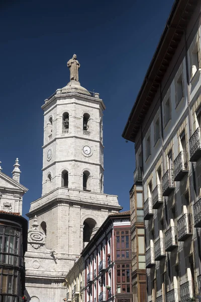 Вальядолид (Кастилия-и-Леон, Испания): здания — стоковое фото