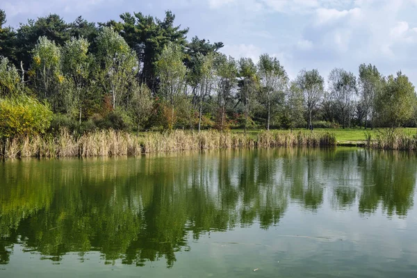 Parque Grugnotorto (Brianza, Italia) ) —  Fotos de Stock