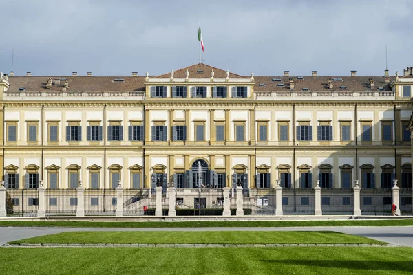 Monza (Itálie): královský palác — Stock fotografie
