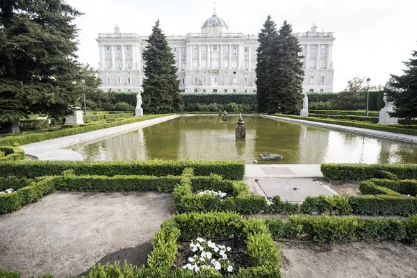 Madrid (Spanien): Kungliga slottet — Stockfoto