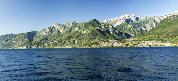 Lago de Como (Italia): Oliveto Lario — Foto de Stock