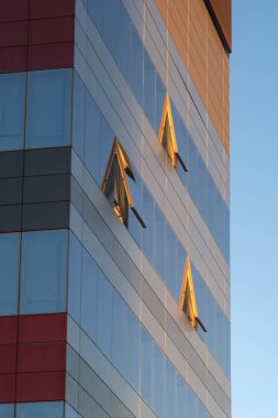 Milano (İtalya). Portello alanında modern bina